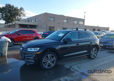 2020 Audi Q5 Premium Plus 55 Tfsi E Quattro S Tronic z USA, uszkodzony, nr VIN WA1E2AFY1L2067261